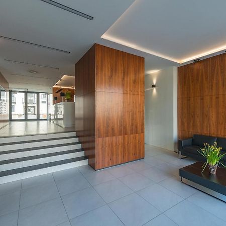 Konstruktorska P&O Serviced Apartments Varsavia Esterno foto